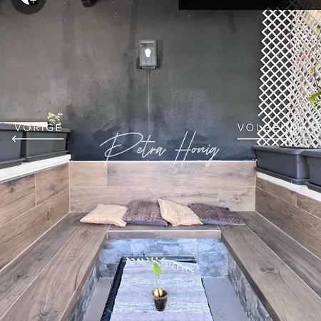 Quickcasaspain Sl Hostel